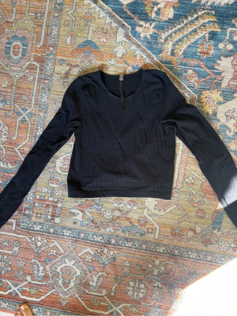 FP Movement by Free People Black Textured Long-Sleeve Crop Top